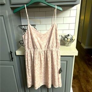 Women’s Lulu’s dress,NWT, perfect for spring and summer 🤩